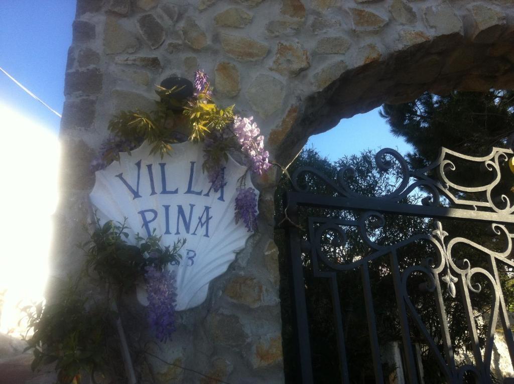 Villa Pina Ponza Bagian luar foto